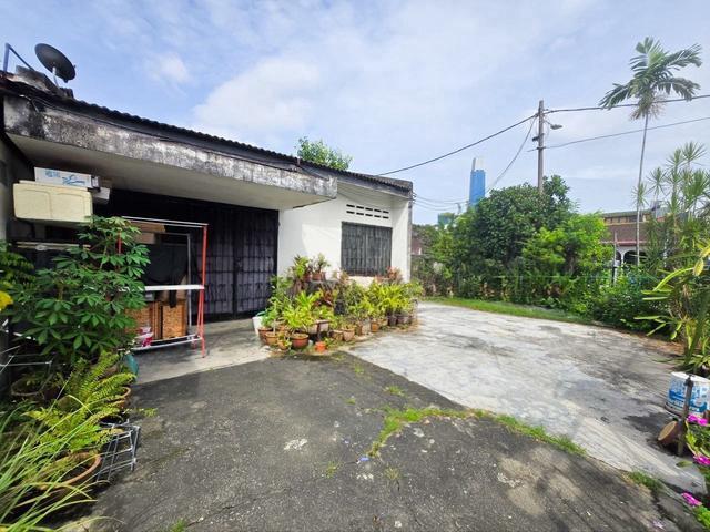 CORNER LOT Single Storey Terrace Taman Maluri Cheras KL