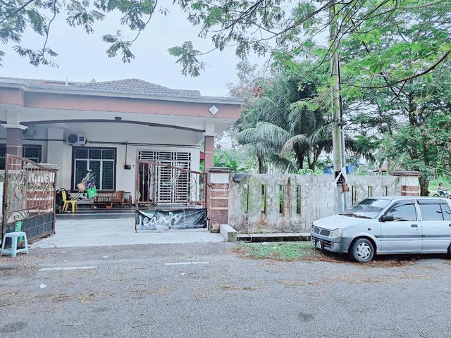 Corner Lot Single Storey Terrace Taman Naib Johan Harmoni Muar Johor