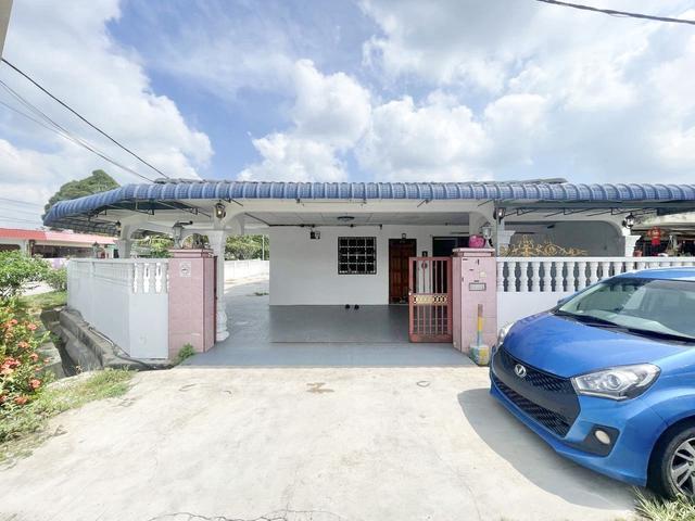 CORNER LOT Single Storey Terrace Taman Sri Cahaya Bestari Jaya