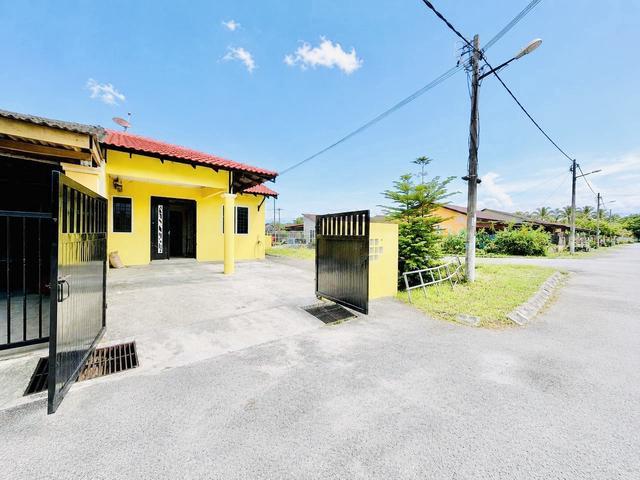 CORNER LOT Single Storey Terrace Fasa 7 Bandar Tasik Kesuma Semenyih