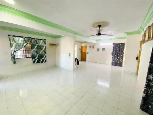 Corner Lot Single Storey Terrace House Taman Mawar Pasir Gudang | 3+1 Rooms | 3242 sqft Land