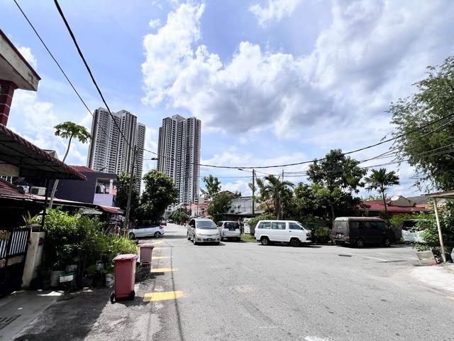 CORNER LOT Taman Medan Petaling Jaya Off Klang Road PJ South