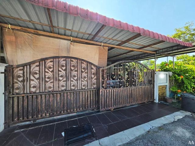 CORNER LOT Taman Melawati Utama Kuala Selangor Single Storey