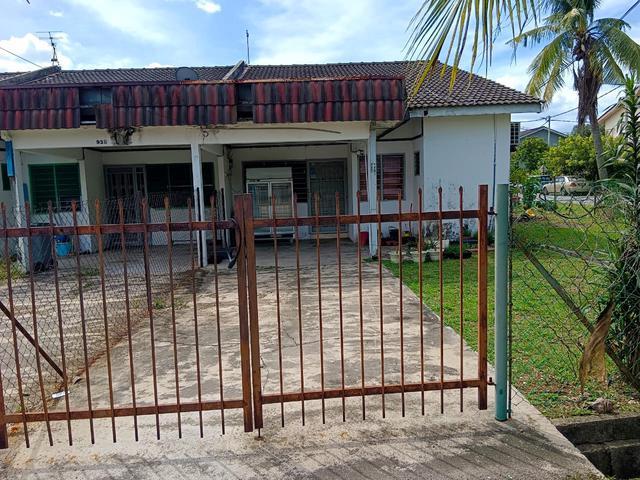 Corner Lot Taman Indah Seksyen 1 Sebelah Manipal Bukit Baru Melaka