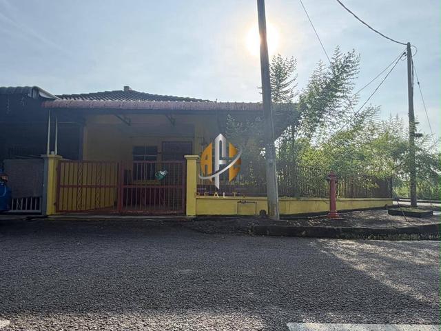 Corner Lot Taman Jawi Indah Open Facing Full Loan