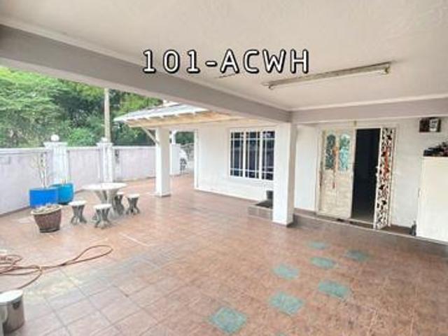 Corner Lot Taman Klang utama Batu belah 2sty corner 2480sqft for sal