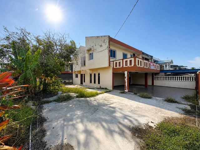 Corner Lot TAMAN KOSKAM KEPALA BATAS