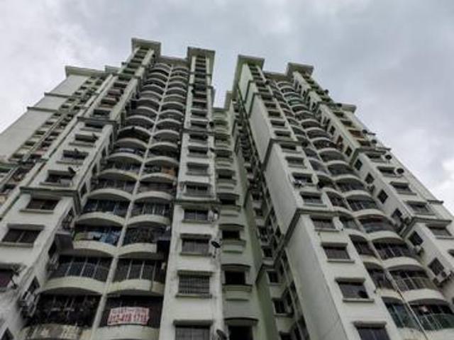 CORNER LOT Taman Kristal Apartment High Floor Seaview Poolview