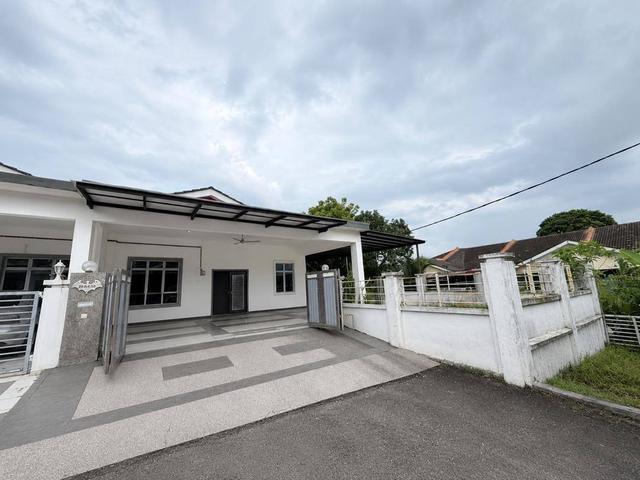 CORNER LOT TAMAN PUTRI KULAI 3377sqft FULL RENO
