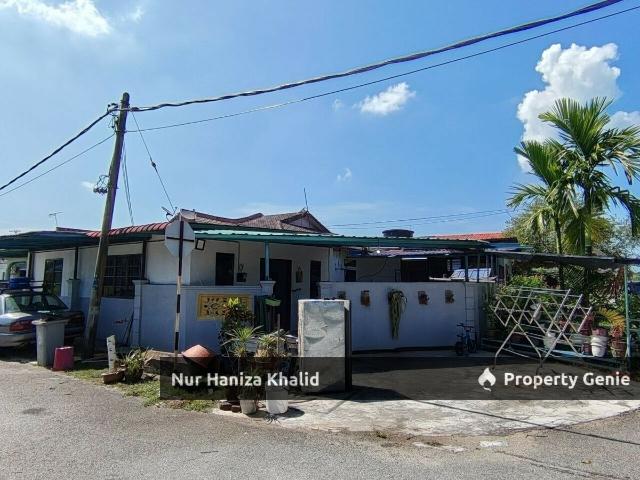 Corner Lot, Taman Selasih Lukut Port Dickson Negeri Sembilan