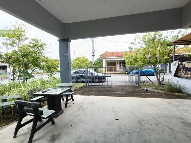 CORNER LOT Taman Seri Telok Mas