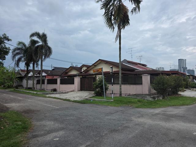 CORNER LOT Taman Sri Tebrau Single Storey Johor Town