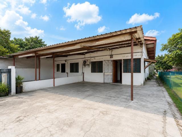 CORNER LOT TERMURAH Single Storey Tmn Rambai Jaya Bkt Rambai MLK