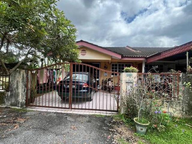 Corner Lot Teres Setingkat Taman Angkasa Kampar