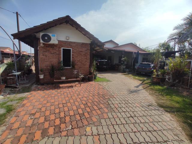 Corner Lot Teres Setingkat Taman Serai Wangi