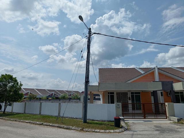 Corner Lot Teres Setingkat Taman Serai Perdana Bagai Serai