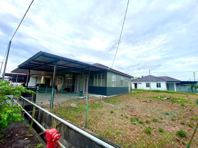 CORNER LOT Teres Setingkat Tanah Luas berdekatan Project Scientex