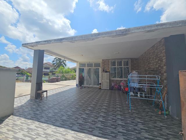 Corner lot teres setingkat setengah Temerloh jaya 6