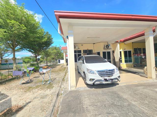 Corner lot teres 1 tingkat taman muntiara semantan