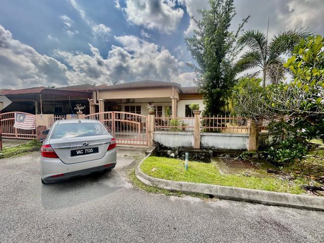 CORNER LOT Teres 1 Tingkat Taman Pelangi Semenyih