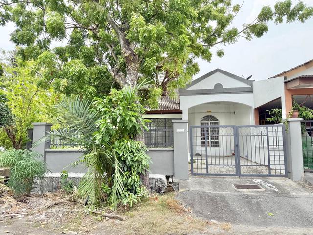 CORNER LOT Teres 1 Tingkat Desa Cempaka Nilai