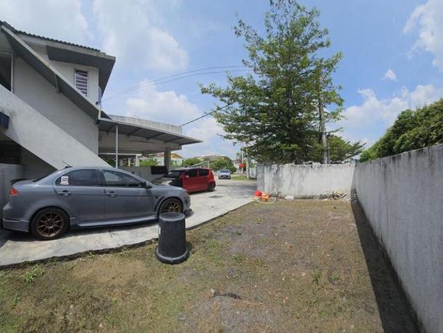 Corner Lot Townhouse Unit Atas Taman Kasa Height Alor Gajah Melaka