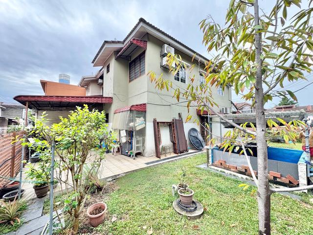 CORNER LOT UNITPARTIAL FURNISHED Taman Putra Prima Puchong