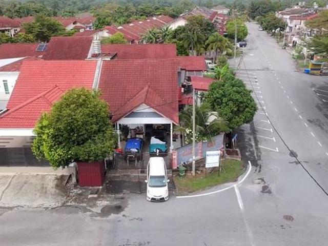 Corner Lot Untuk Dijual Temerloh