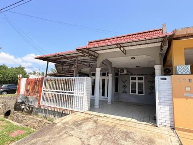 CORNER LOT 15 Storey Terrace Taman Paroi Jaya Paroi Seremban