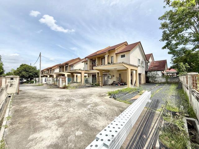 CORNER LOT 100 LOAN 2 Storey SemiD Cluster Alam Suria Puncak Alam