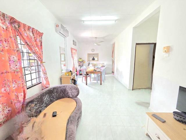 CORNER LOT 1 Storey Terrace Taman Perepat Indah Kapar