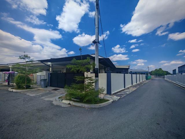 Corner Lot 1Storey Taman Bakti YNS Labu Nilai