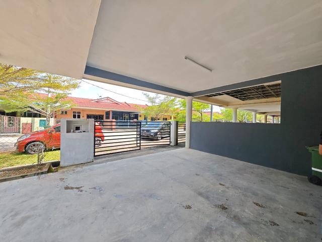 CORNER LOT 1STOREY TERRACE TAMAN MENTAKAB INDAH MENTAKAB For