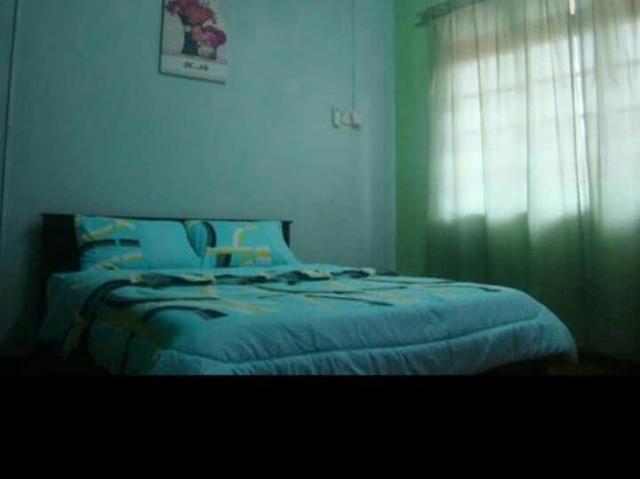 corner lot 1sty terrace jasin nr mydin [freehold]