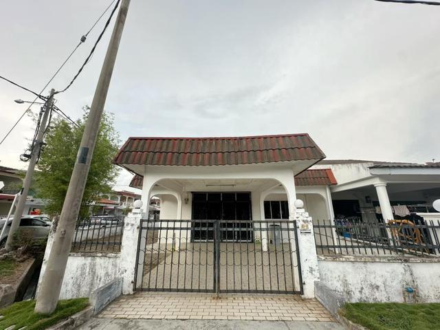 Corner Lot 2800 sqft Freehold 1 Sty Terrace House Kampung Enam Bachang