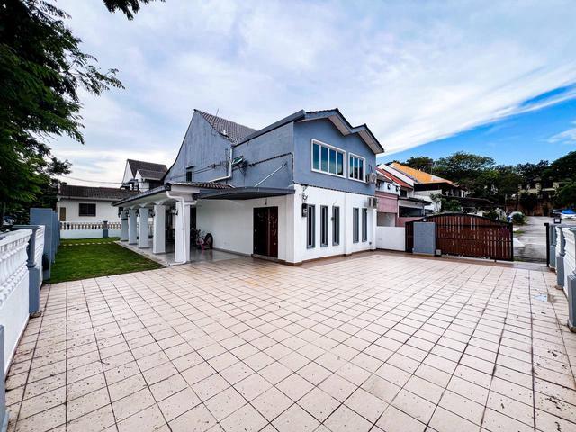 Corner Lot 2 Sty House Taman Bukit Saga Seksyen 26 Shah Alam