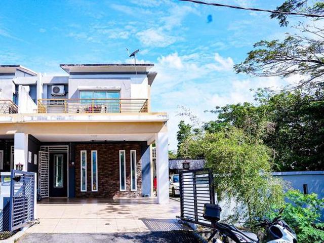 CORNER LOT 2 Storey House Camelia Xtra Perdana Heights College