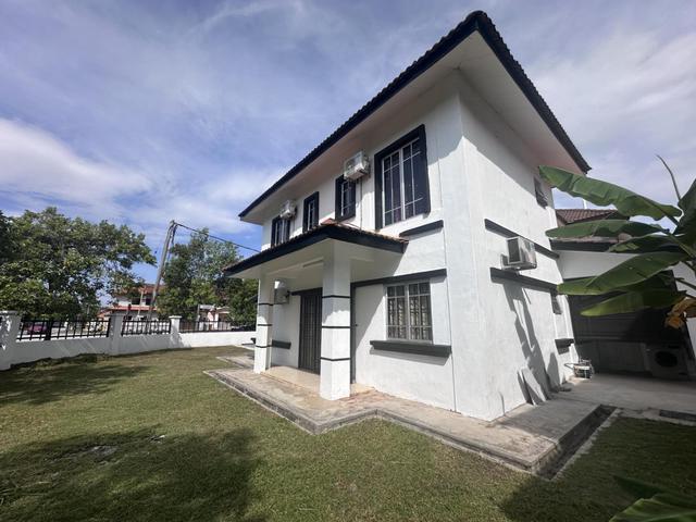 CORNER LOT 2 Storey Semi D Bandar Bukit Mahkota Bangi