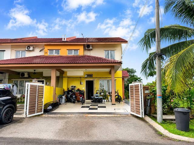 CORNER LOT 2 Storey Taman Idaman Murni Salak Tinggi Sepang