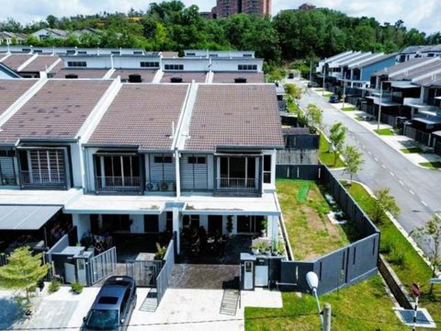 CORNER LOT 2 Storey Taman Vista Mutiara Sungai Long Kajang
