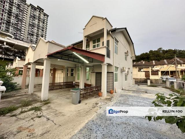 Corner lot 2 storey Terrace Bukit Beruang