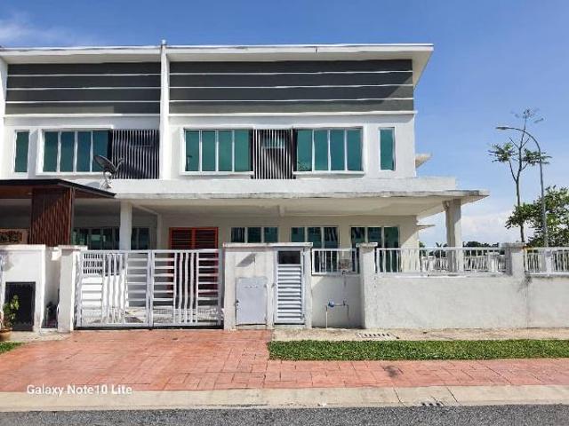 Corner Lot 2 Storey Terrace Kampung Bukit Lanchong Subang Jaya