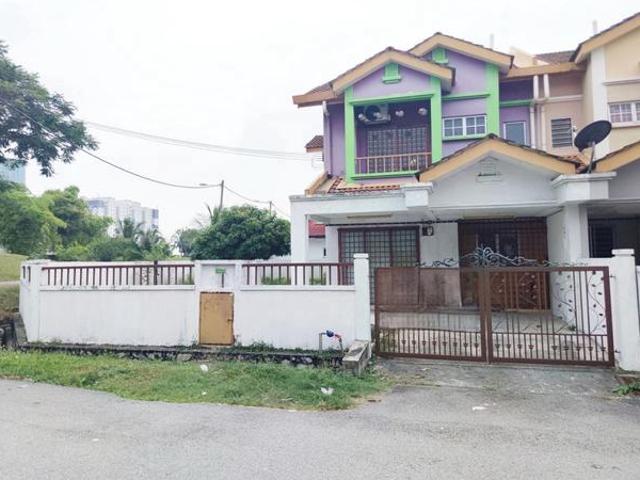 CORNER LOT 2 Storey Terrace House Taman Universiti Sg Tangkas Bangi
