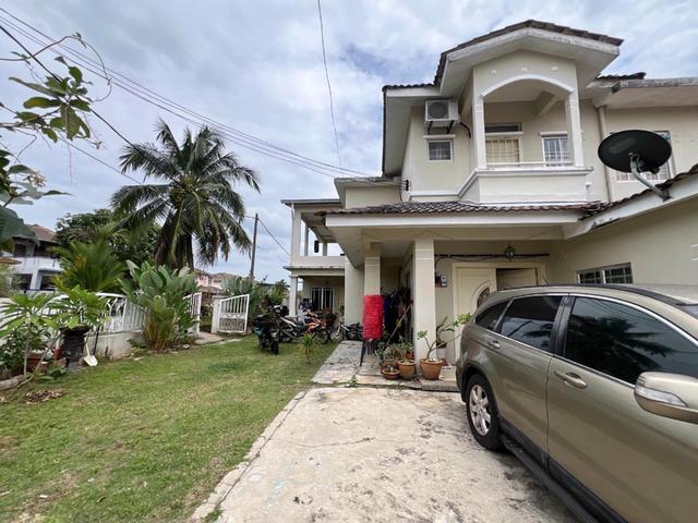 CORNER LOT 2 Storey Terrace Taman Equine Lestari 8 Seri Kembangan