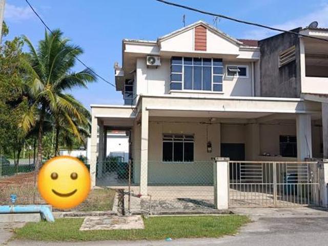 Corner lot 2 tingkat taman sri Buntar bera