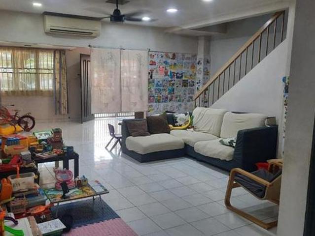 Corner Lot 2Storey at Bukit Serdang Seks 11 contact us for Details