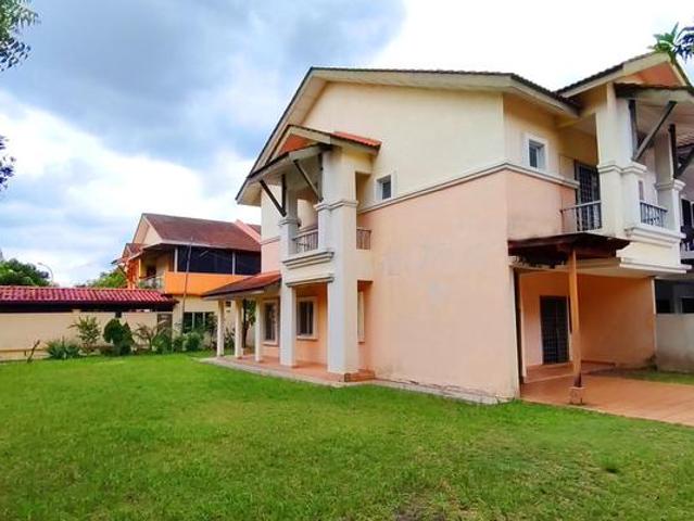 Corner Lot 2Storey House Taman Tasik Prima Puchong