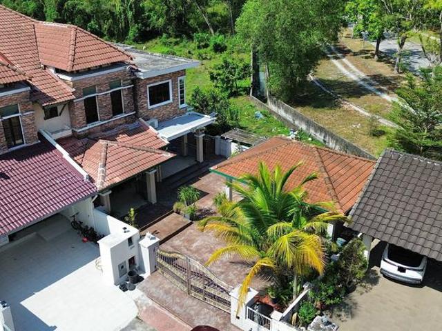 CORNER LOT 2Storey Terrace Bandar Nusaputra Puchong