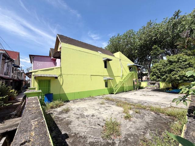 CORNER LOT 2Sty Seksyen 19 Shah Alam