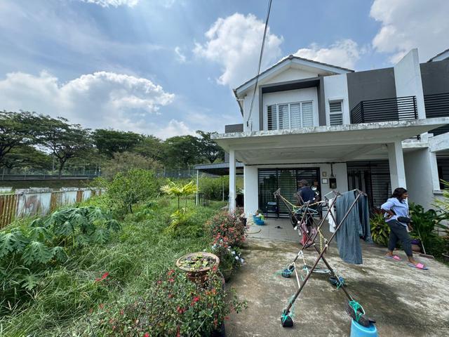 CORNER LOT 2sty Terrace Areca Bandar Seri Coalfield Sungai Buloh